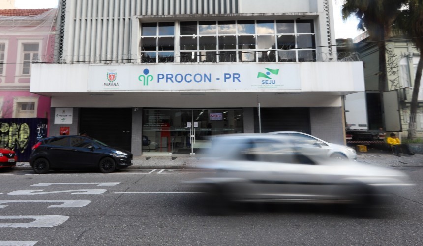 Procon Paraná alerta sobre novo golpe do falso presente de Páscoa