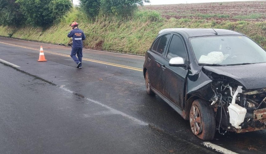 Mulher fica ferida em acidente na PR-182, em Ampére