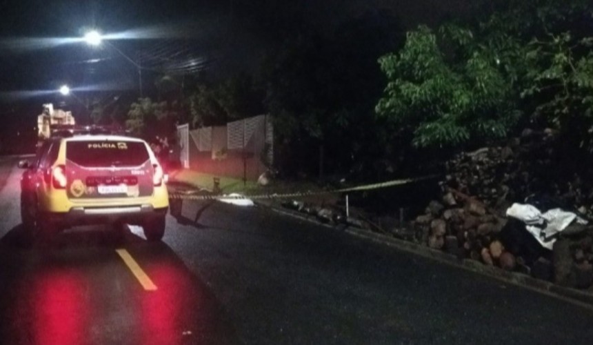 Mulher é atacada e morta a facadas pelo ex-marido no Paraná