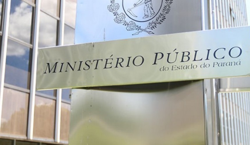 Professor é denunciado por assédio sexual contra oito alunas no PR