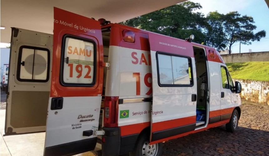 Adolescente de 15 anos é esfaqueada pelo ex-namorado em Ampére