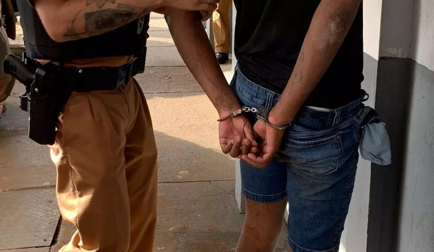 Depois de roubar e agredir mulher, homem é preso em Cascavel