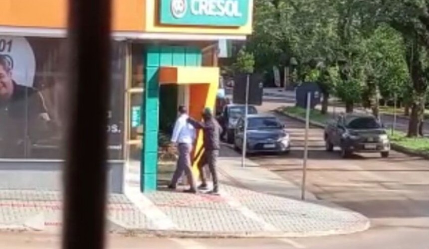 Agências bancárias são assaltadas por homens armados e encapuzados em Sulina no sudoeste do Paraná