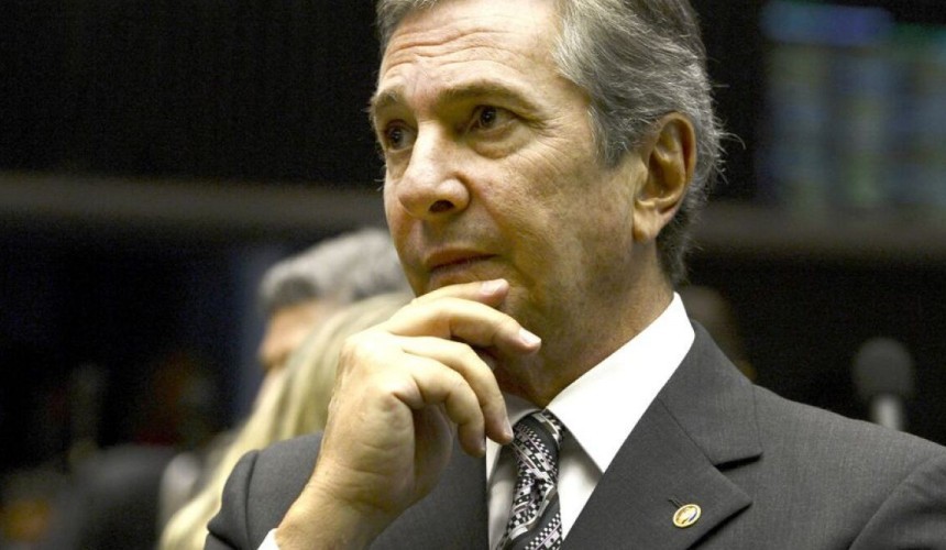 STF condena Collor por corrupção e lavagem de dinheiro