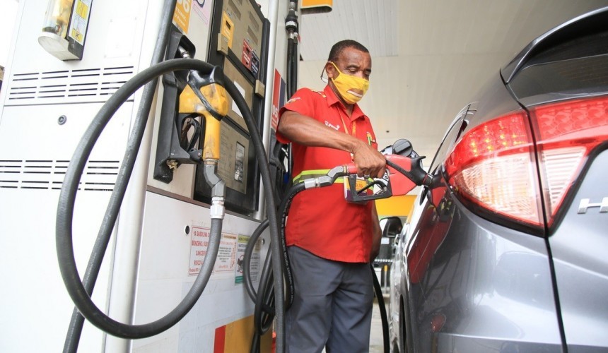 Gasolina ficará mais cara em quase todo o país; entenda