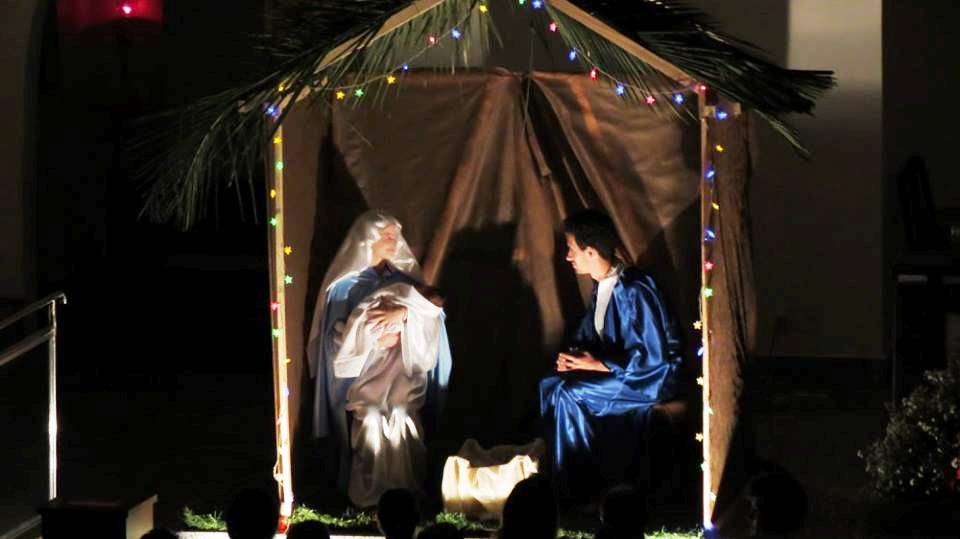 Encenação de natal na Igreja Católica de Capitão