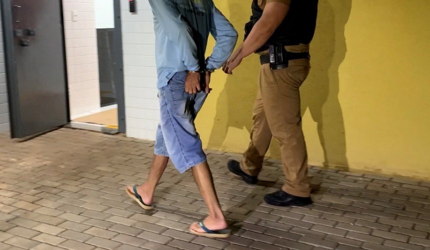Homem é preso pela Polícia Militar após abusar sexualmente do filho de 10 anos em Cascavel