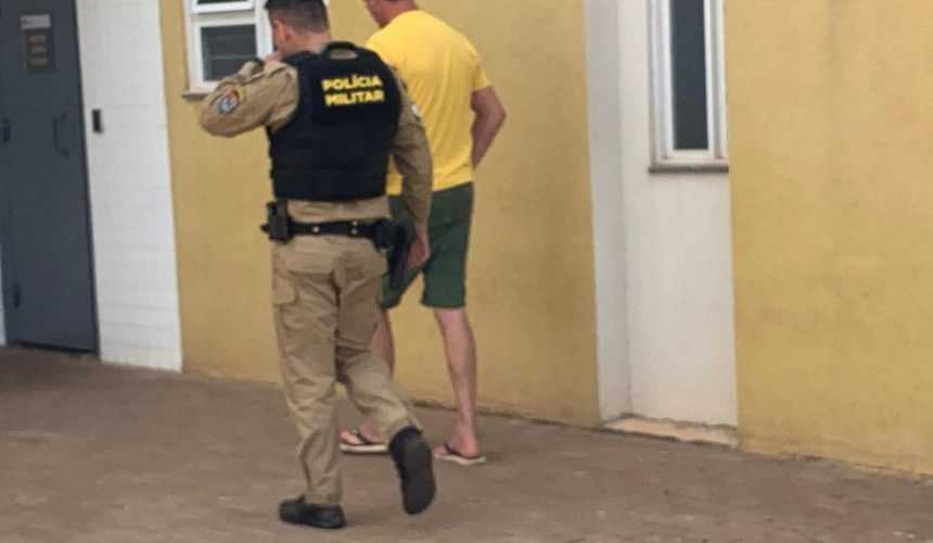 Homem é preso após agredir irmão com golpe de facão em Matelândia