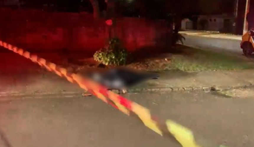 Mulher mata homem com golpes de paver em Cascavel