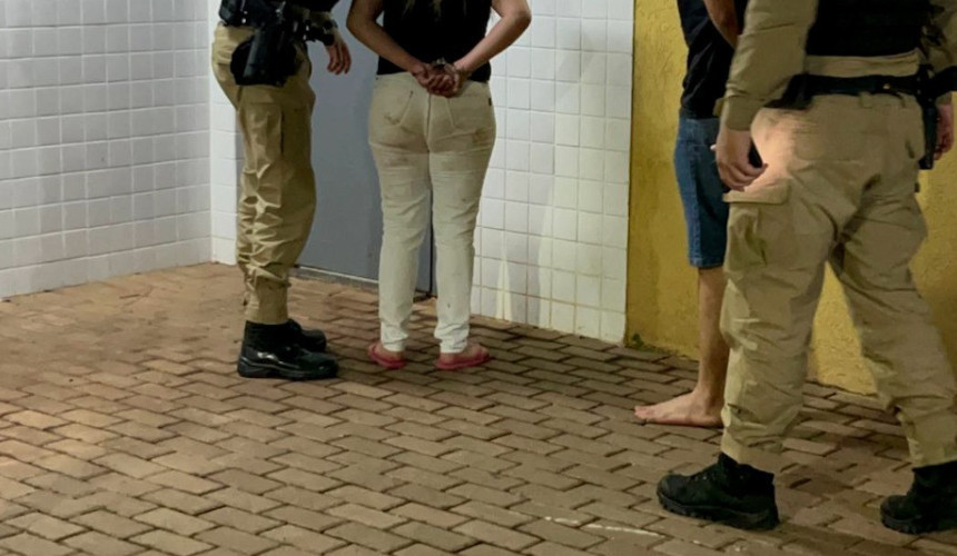 Cascavel: Mãe acusada de enforcar filha com fio estava com sintomas de embriaguez, diz PM