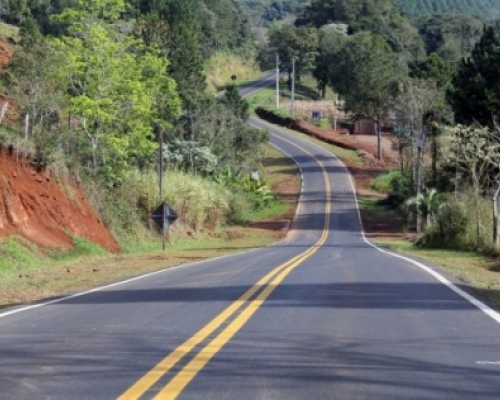 Rodovias do Sudoeste recebem novo asfalto e reforço na sinalização