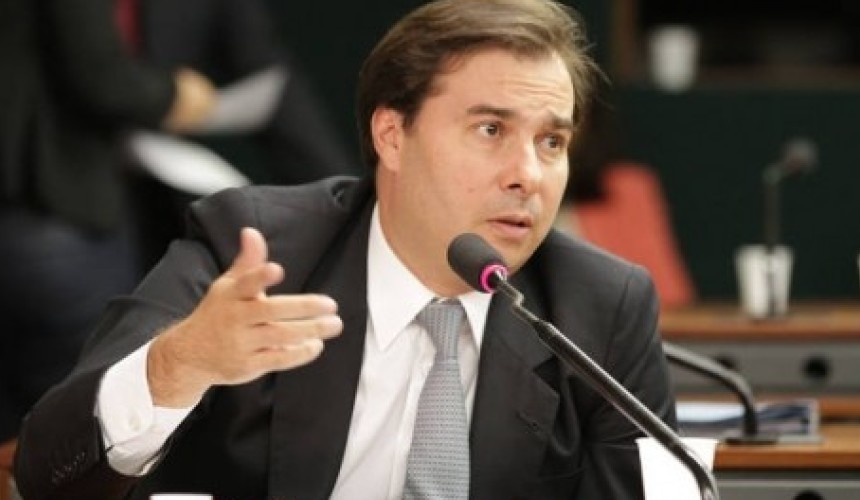 Rodrigo Maia é eleito novo presidente da Câmara dos Deputados