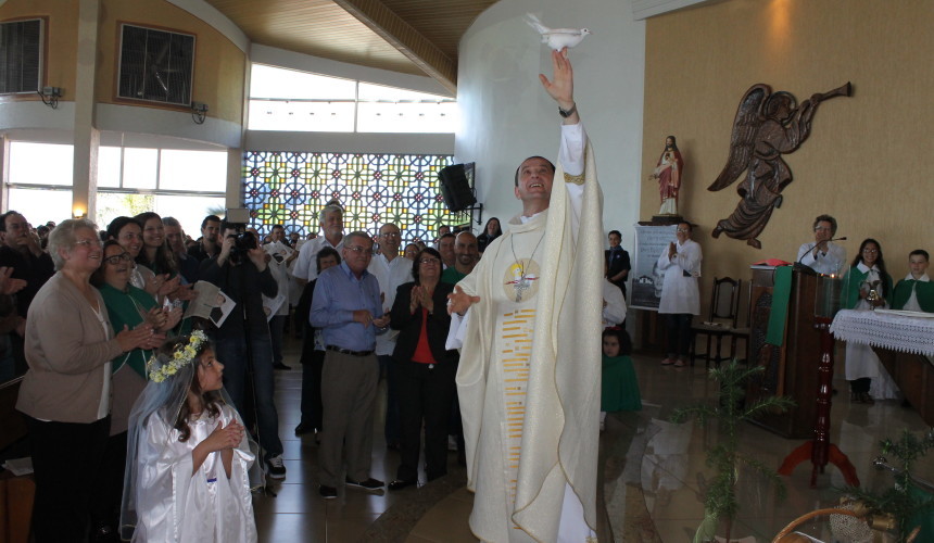 Bispo Dom Edgar Ertl é acolhido pela comunidade em Nova Prata do Iguaçu