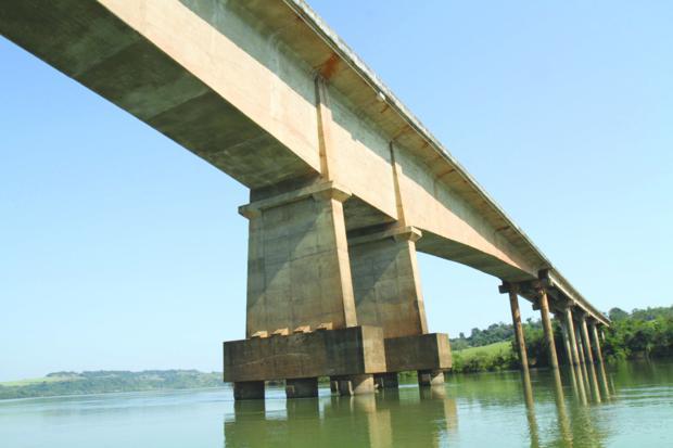 Dnit nega risco de queda, mas licita reforma de ponte no Rio Iguaçu 