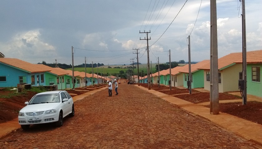 Sassá entrega 66 casas habitacionais em Nova Prata do Iguaçu