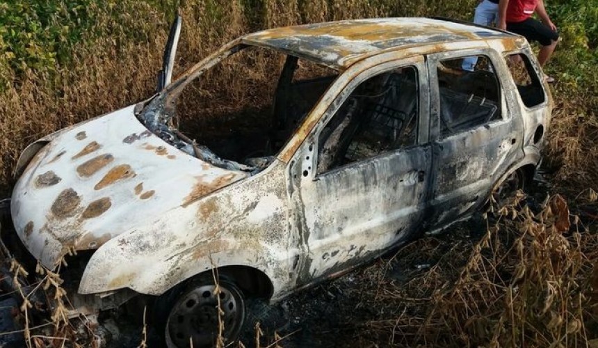 Veículo encontrado queimado com corpo carbonizado em Santa Izabel do Oeste