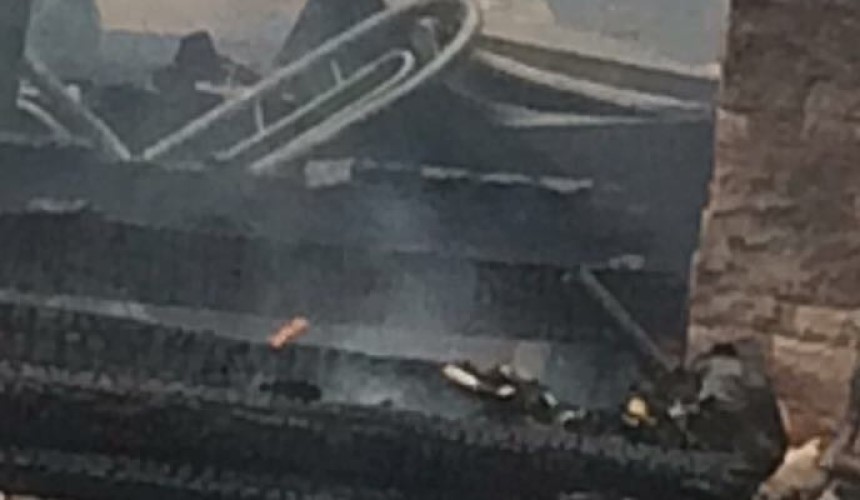 Mulher grávida morre carbonizada em incêndio