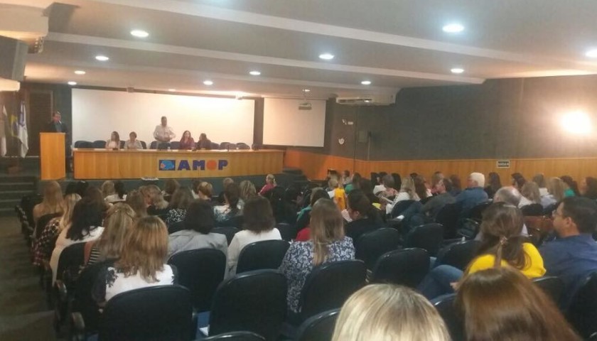Servidoras da Secretaria de Assistente social de Capitão participaram de eventos da ADAMOP em Cascavel