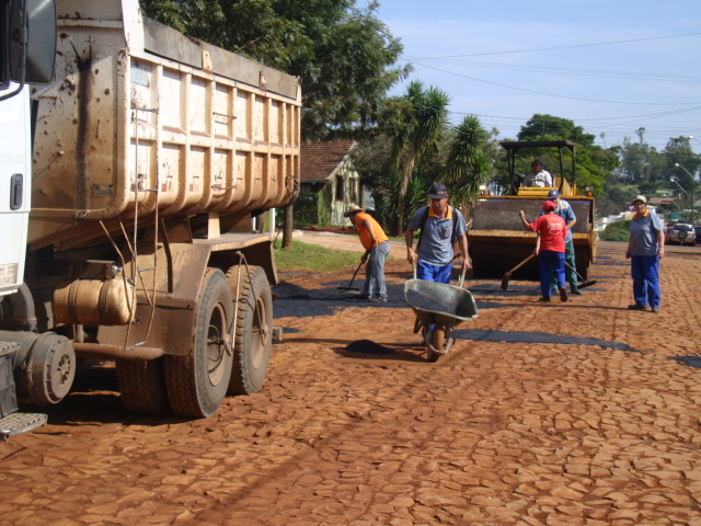 Mais ruas são asfaltadas em Nova Prata do Iguaçu