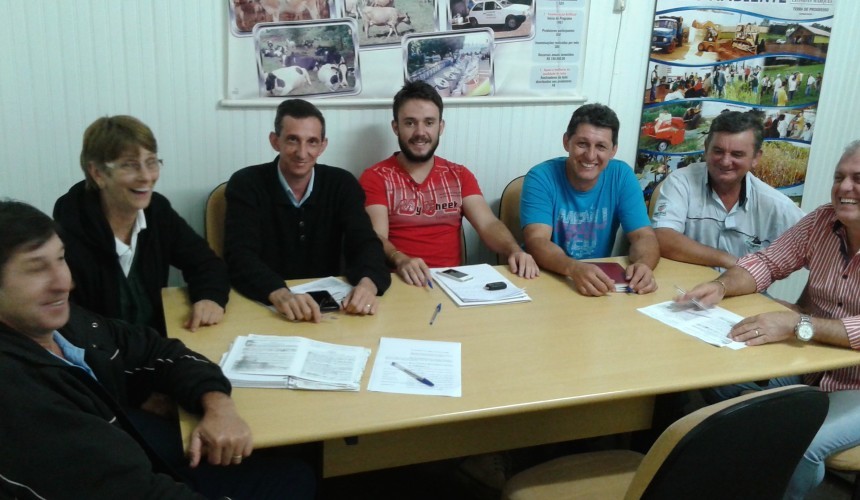 Capitão: Secretário de agricultura, vereadores e Emater discutem reformulação do Conselho Municipal de Agricultura e Meio Ambiente.