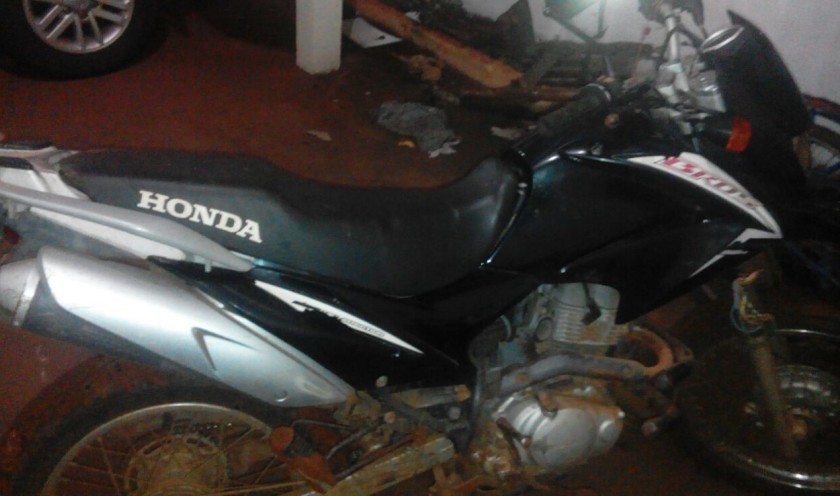 Moto furtada no centro de Santa Lucia é recuperada pela Policia