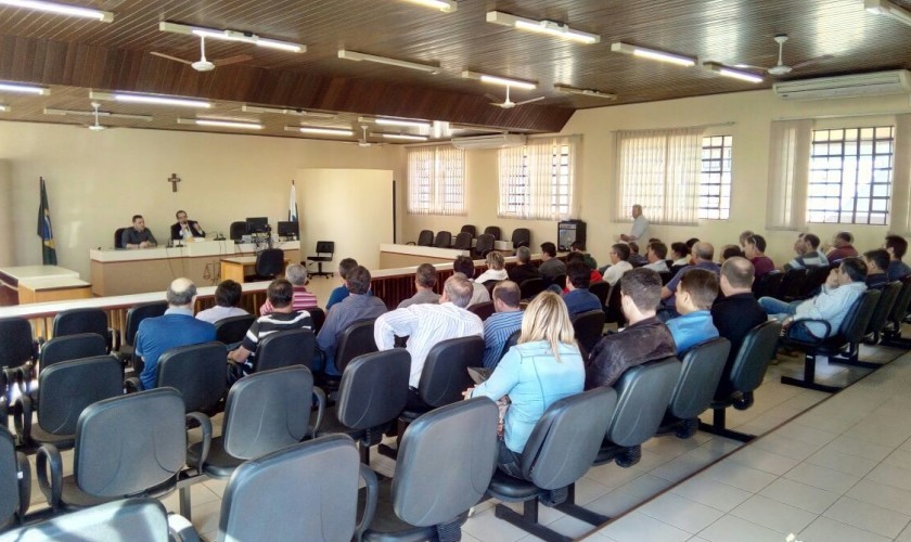 Lideranças discutem ações para evitar fechamento do Fórum eleitoral de Capitão