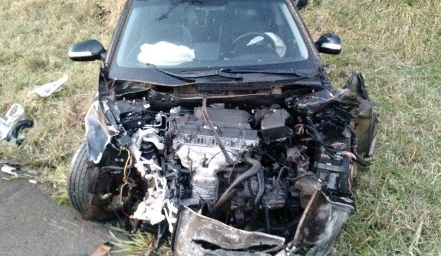 Colisão entre carro e caminhão  na BR-163 em Capitão
