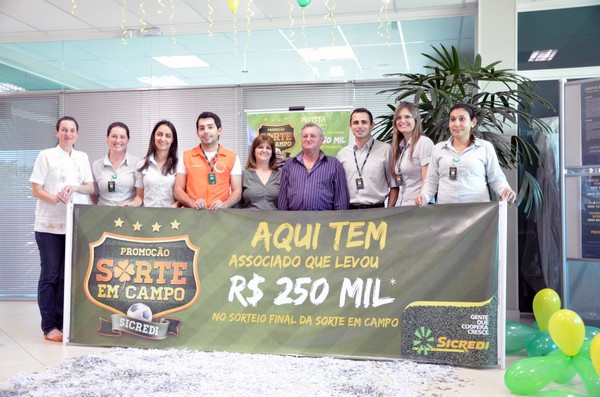 Associado do Sicredi de Boa Vista da Aparecida é premiado 