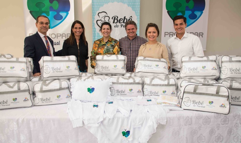 Capitão e outros 11 municípios recebem do Provopar Estadual e Itaipu Binacional kits maternidade