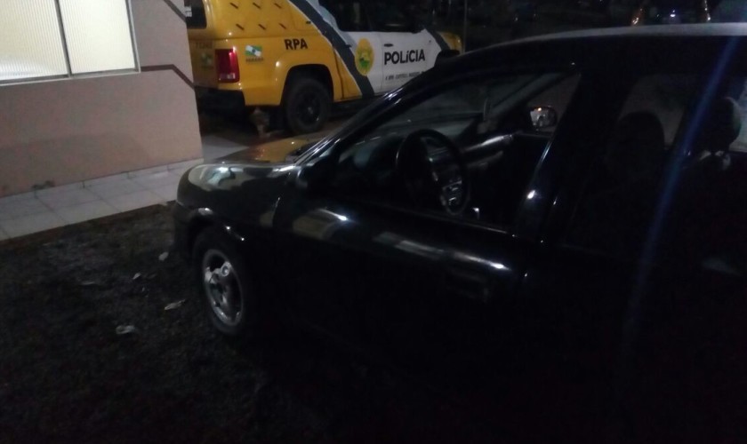 Motorista tem Corsa apreendido em Capitão por praticar manobras perigosas