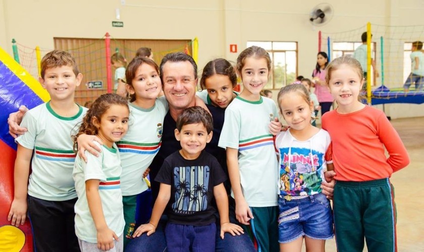 Administração de Santa Lucia propicia hoje brincadeiras e distribuição de lanches para comemorar o Dia das Crianças