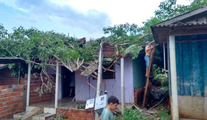 Sessenta e três pessoas foram afetadas com vendaval que destelhou  casas em Capitão