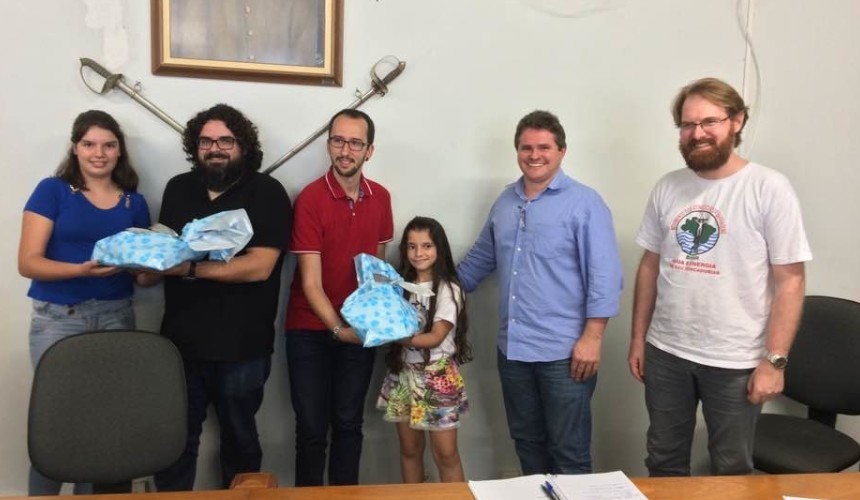 Parlamentar Europeu visita Capitão e se reúne com prefeito e integrantes ligados ao MAB