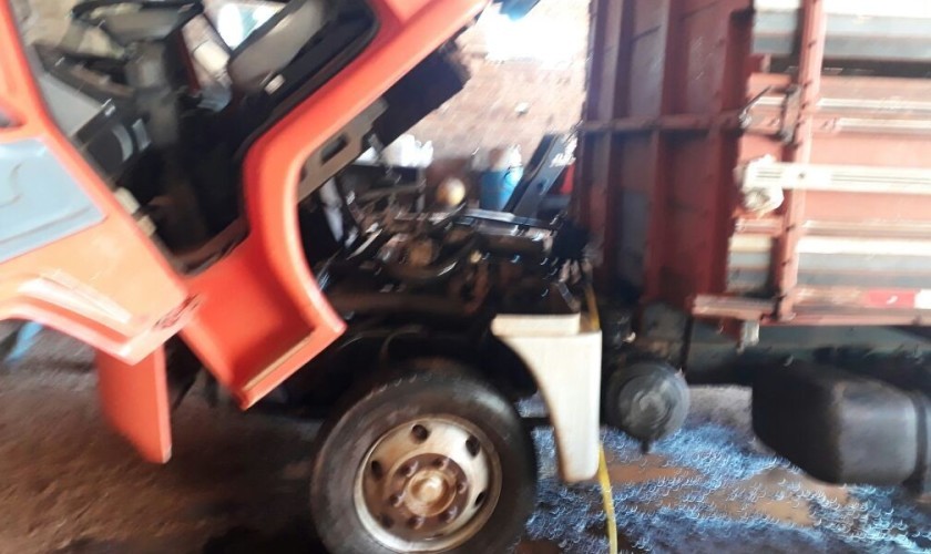 Bombeiros atendem Principio de incêndio em caminhão em Capitão