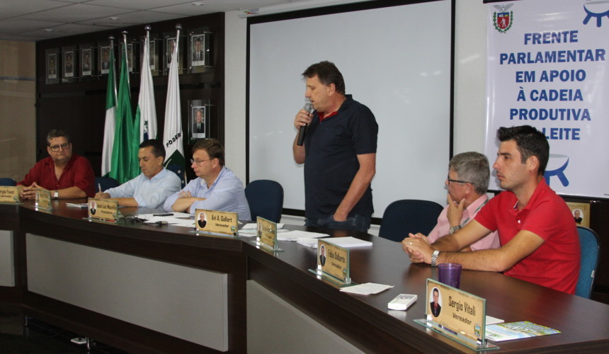 Frente Parlamentar do Leite capacita produtores de Nova Prata do Iguaçu