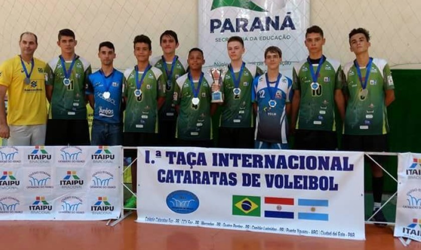 Esporte: Voleibol de Capitão é vice Campeão de torneio internacional. Equipe da Malvari é Campeã do Bolãozinho de mesa. Interfirmas define finalistas