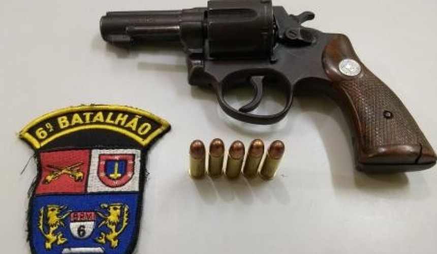 Jovem de 18 anos é detido em Boa Vista da Aparecida com revólver calibre 38