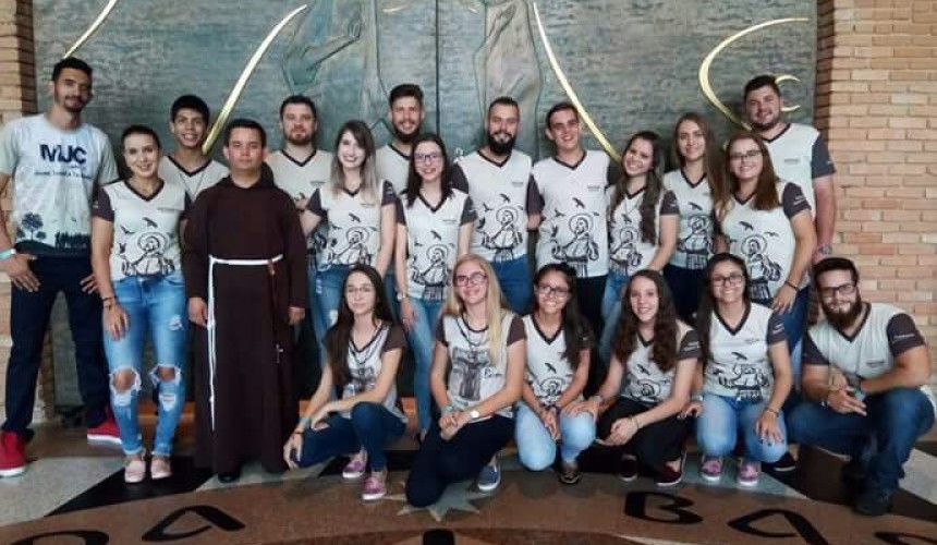 Marquesienses fazem viagem de peregrinação a Aparecida do Norte