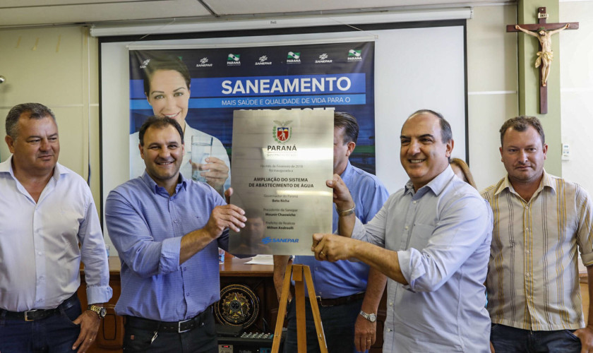 Sanepar entrega obras e anuncia investimentos no Sudoeste