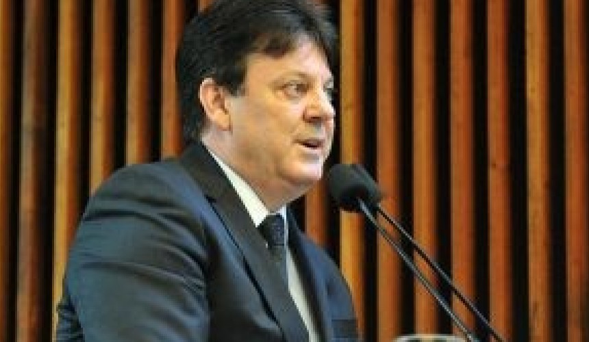 Deputado Luersen cobra renegociação das dívidas e estímulo a produtores de leite
