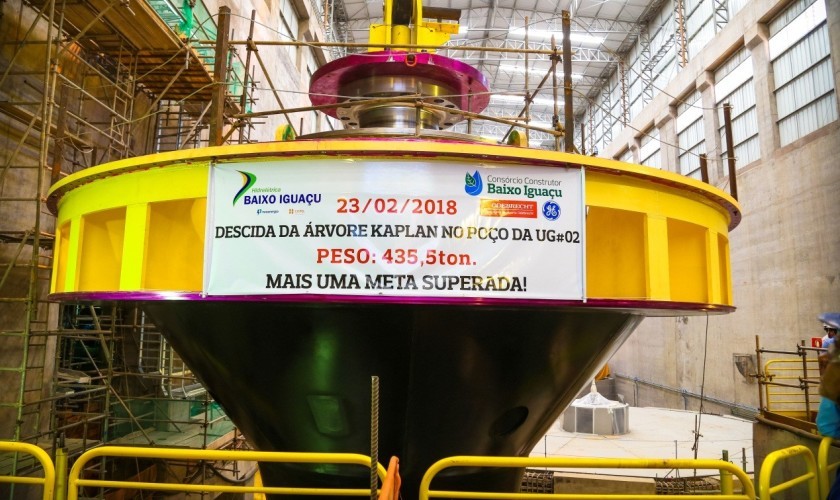 Segunda unidade geradora da Usina Baixo Iguaçu é instalada