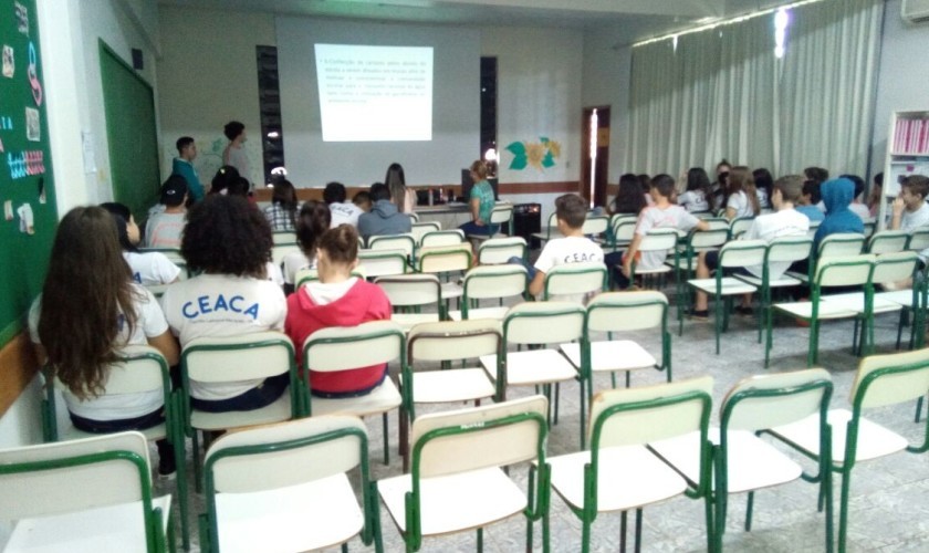 Alunos do Colégio Castro Alves apresentam projeto para a Conferencia Nacional do Meio Ambiente