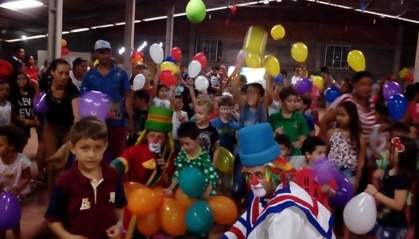 A Toca do Coelho reuniu aproximadamente 400 crianças no Distrito do Bom Jesus