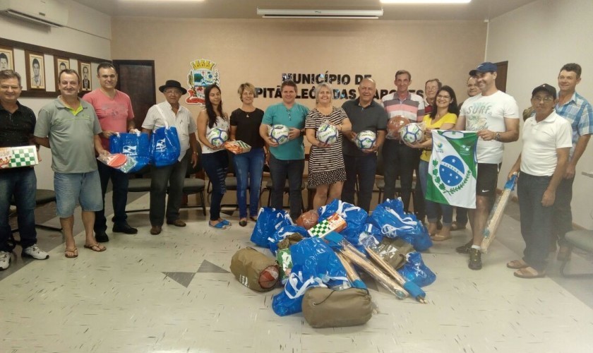 Deputado Estadual Schiavinato visita obras do Baixo Iguaçu, prefeito e lideranças de Capitão