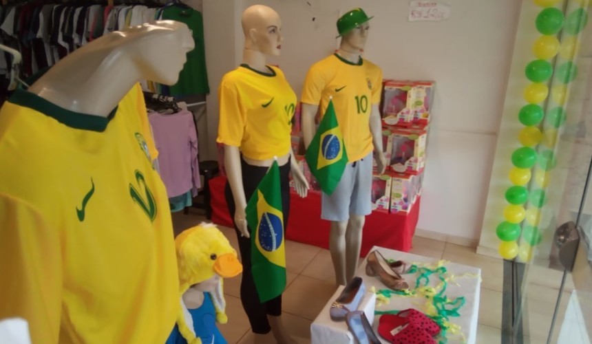 ​Comerciantes de Capitão estão desanimados com  as vendas de produtos da copa do mundo