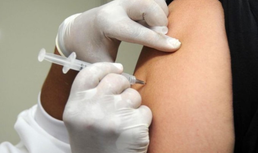 Vacinação contra a gripe é novamente estendida e seis mortes são confirmadas em uma semana