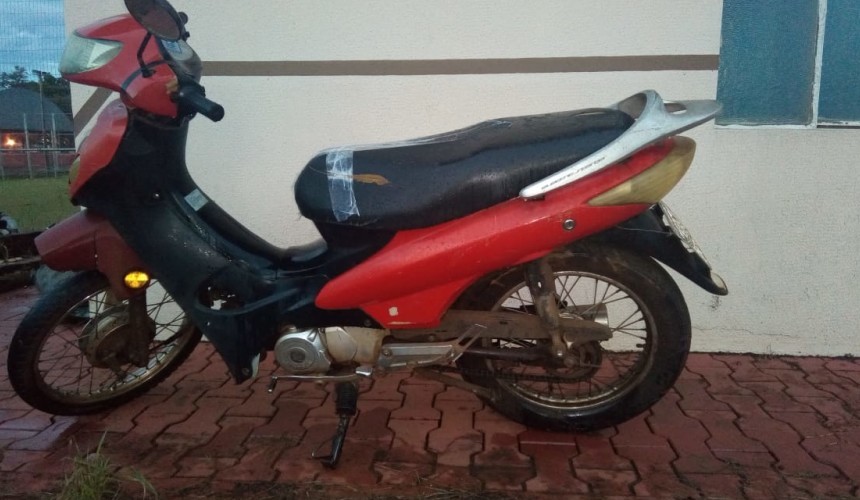 Motocicleta é apreendida após se envolver em acidente em Capitão