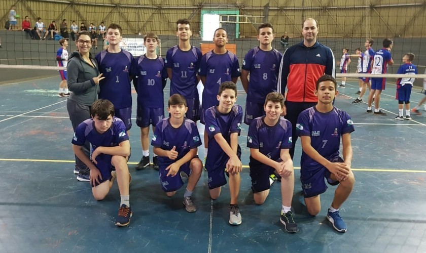 Voleibol de Capitão esta disputando fase final dos jogos escolares do Paraná