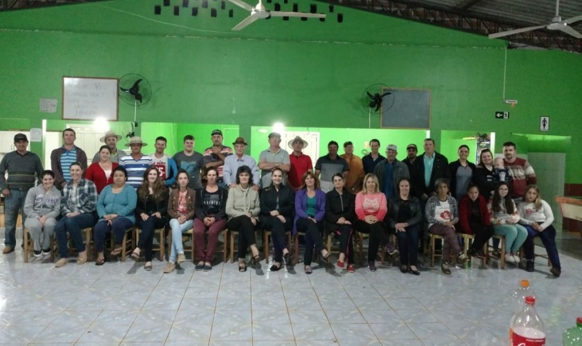 Sicredi promove encontro de produtores rurais  na comunidade da Linha Hortelã em Capitão