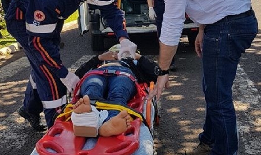 Mulher fica ferida em acidente na Avenida Iguaçu em Capitão